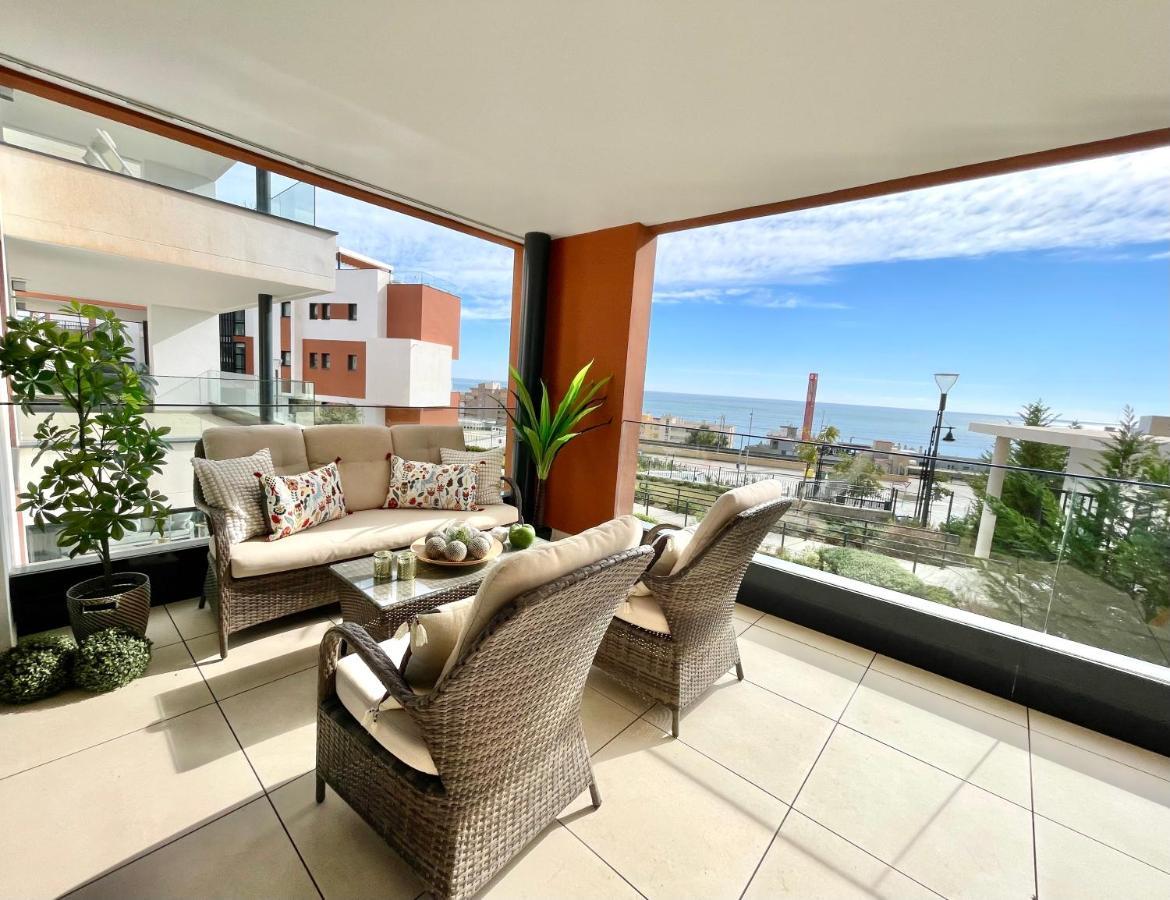 Luxury 3 Bedroom Apartment 300M From The Beach Fuengirola Exterior foto